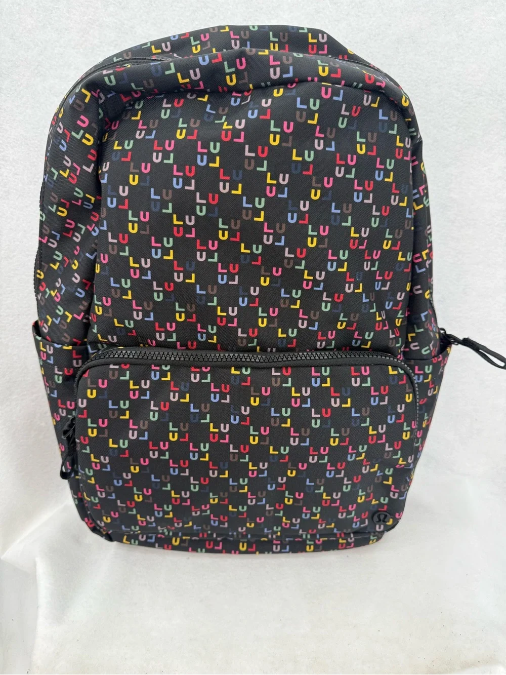 NWT Lululemon Everywhere Backpack (22L) limited-edition 